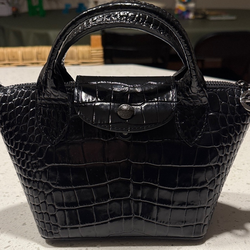 EUC Longchamp XS Cuir Croc